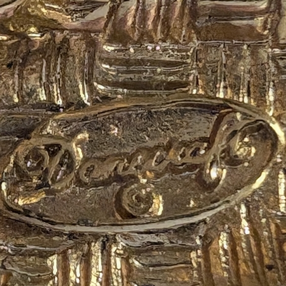 Vintage Danecraft Enamel Poinsettia Brooch - Picture 10 of 11